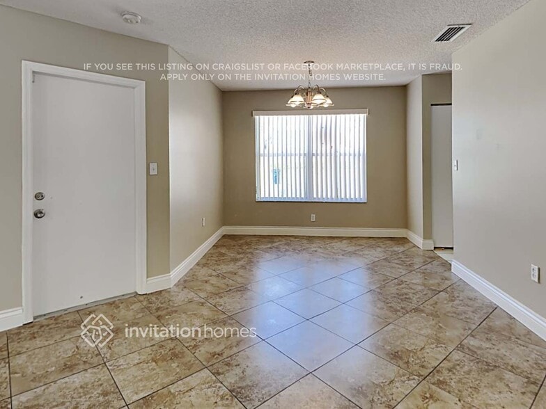 Building Photo - 10711 SW 167th St