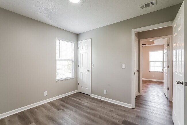 Building Photo - 4837 Nina Marie Ave