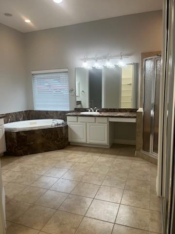 Building Photo - 8440 Majestic Lake Ct