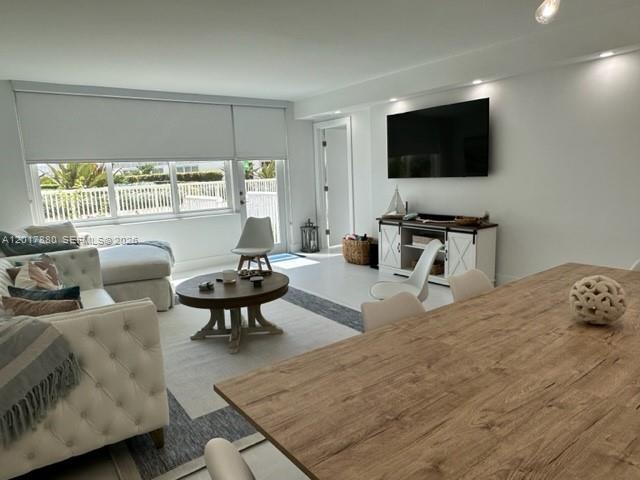 Building Photo - 5401 Collins Ave