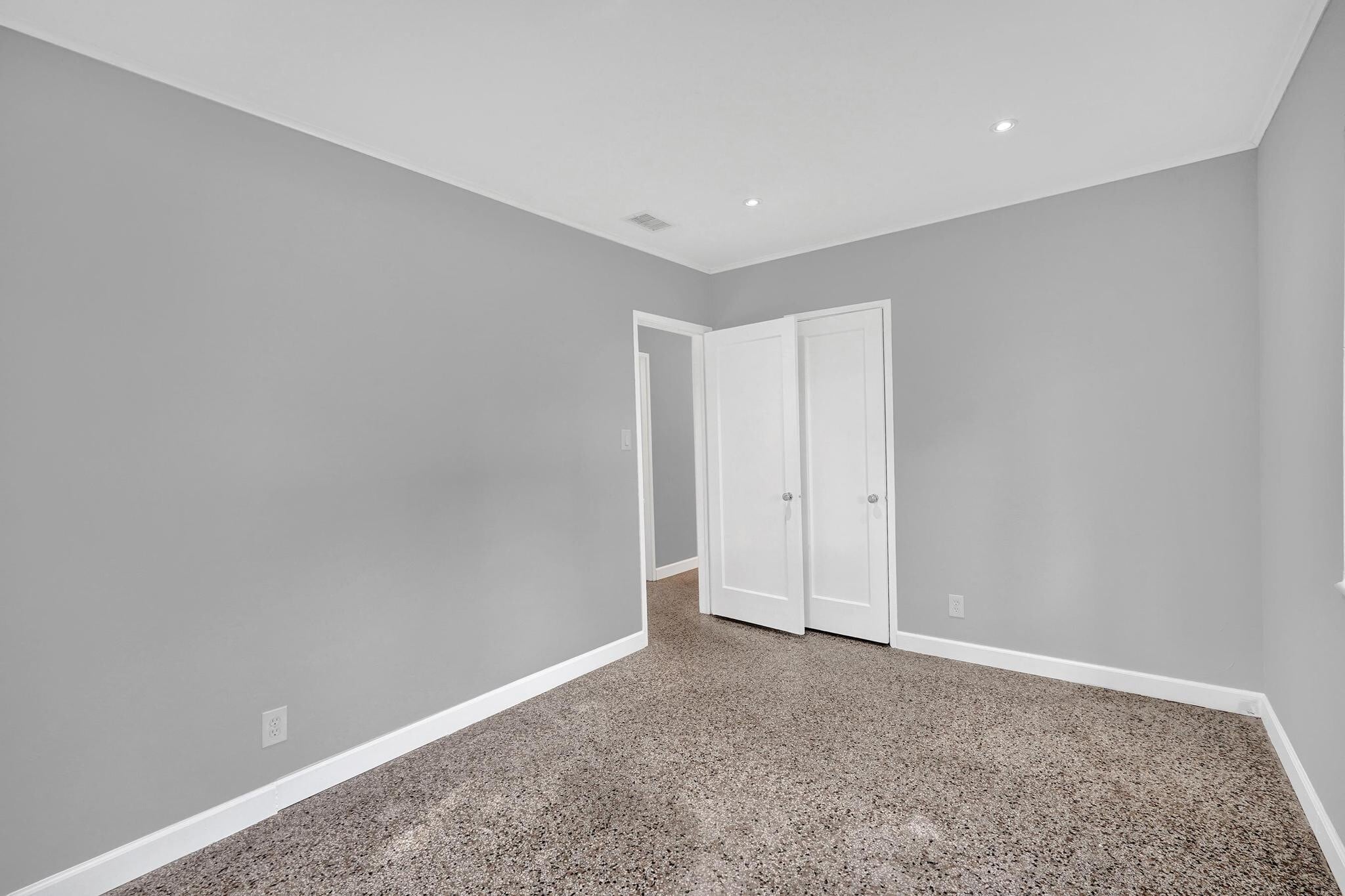 Building Photo - 1101 SW 8th Ter