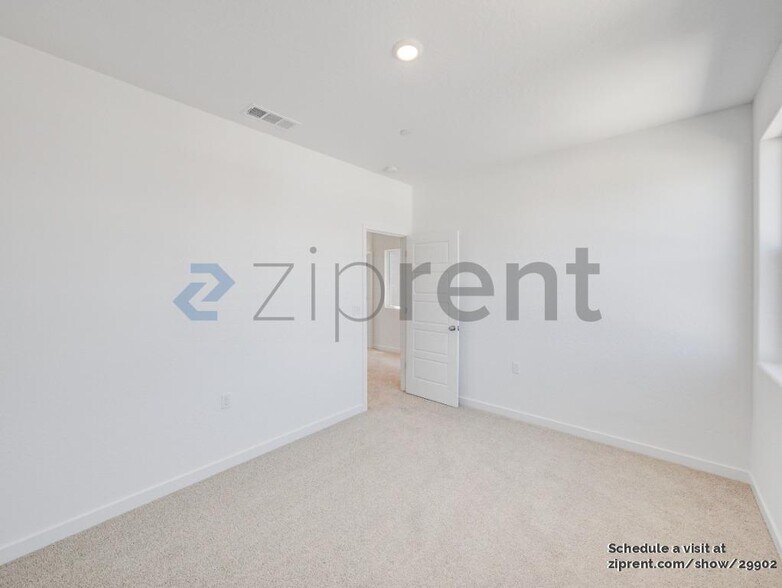 Building Photo - 1753 N Mitchell St