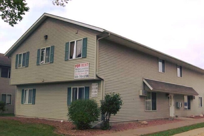 Primary Photo - 1117 Vine St