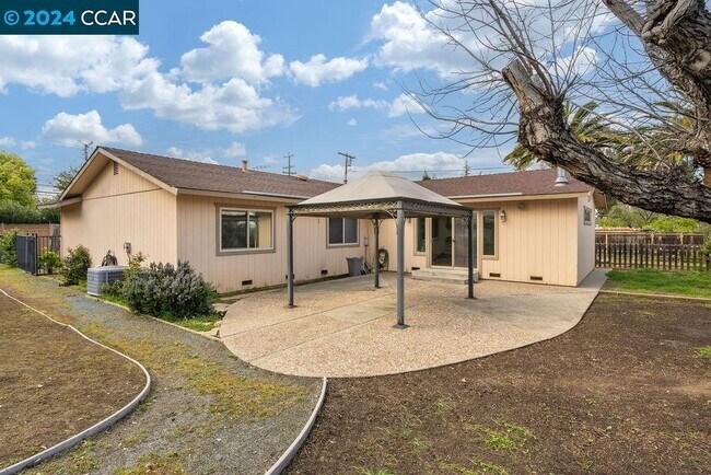 Building Photo - 1326 Babel Ln