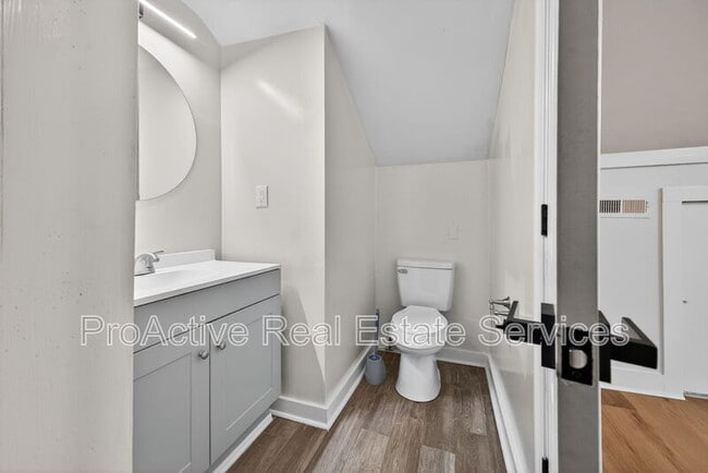 Building Photo - 1316 22nd St