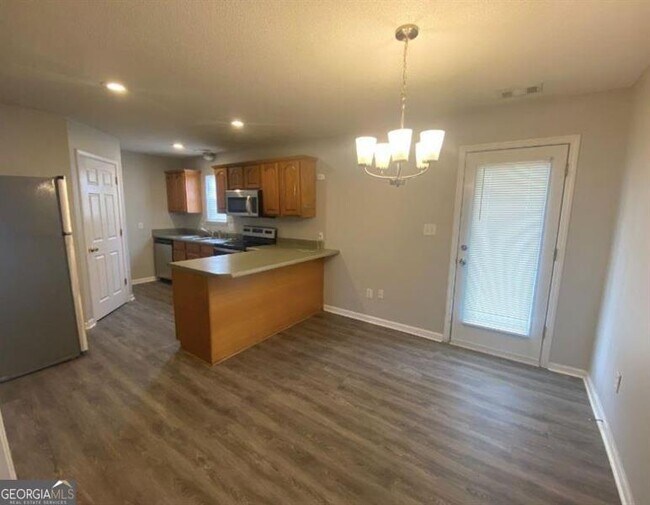 Building Photo - 230 Stirling Bridge Dr