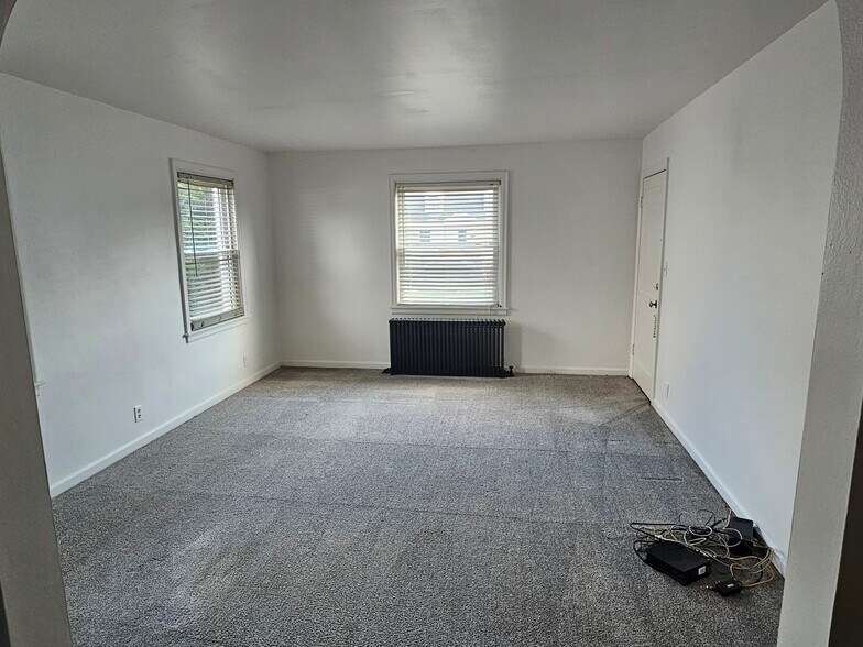 Building Photo - 105 Ohio St