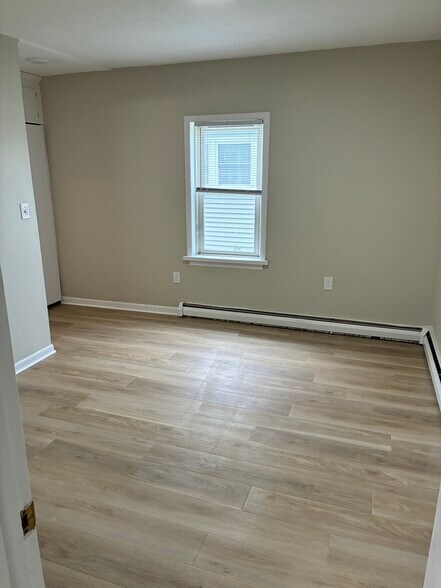 Building Photo - 41 White St