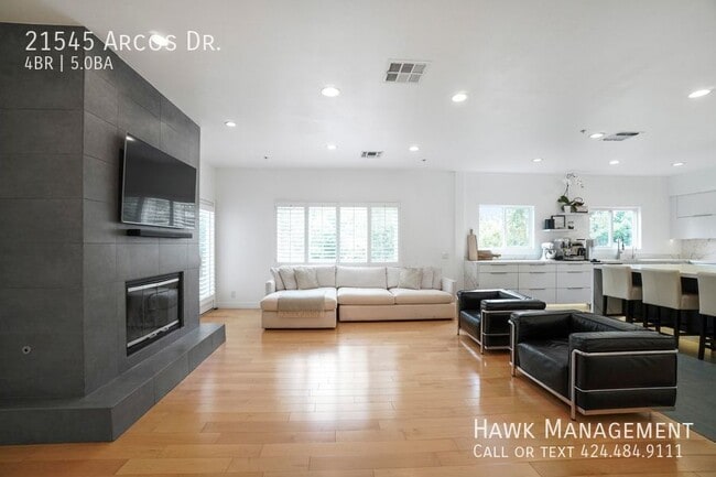 Building Photo - 21545 Arcos Dr