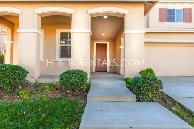 Building Photo - Spacious 4-Bed, 3-Bath Home with a Beautiful Garden in Mountain House! *FIRST FLOOR BEDROOM and F...