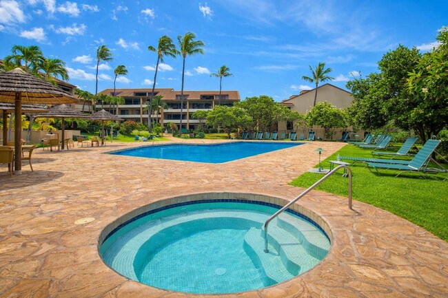 Building Photo - Resort Living- Large 2 bed 2 bath Condo at Kaanapali Royal