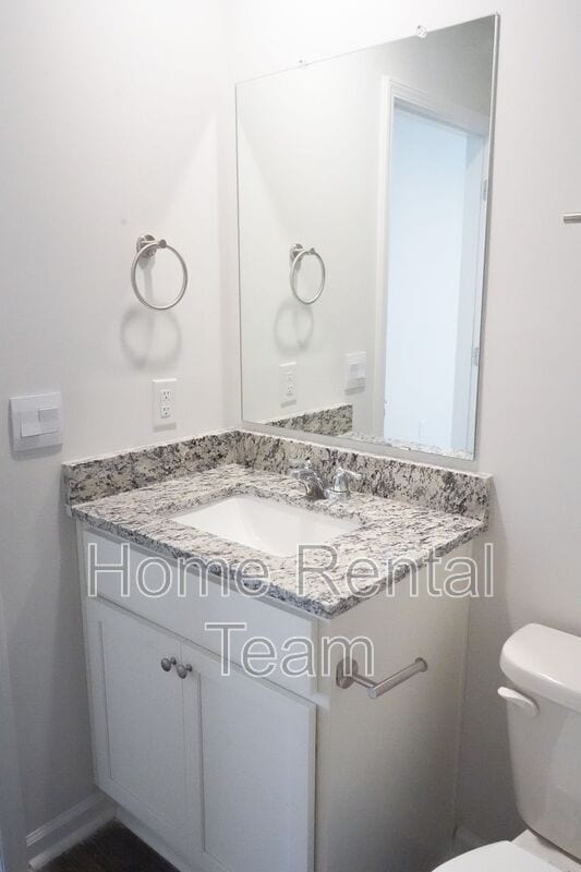 Building Photo - 416 Coconut Dr