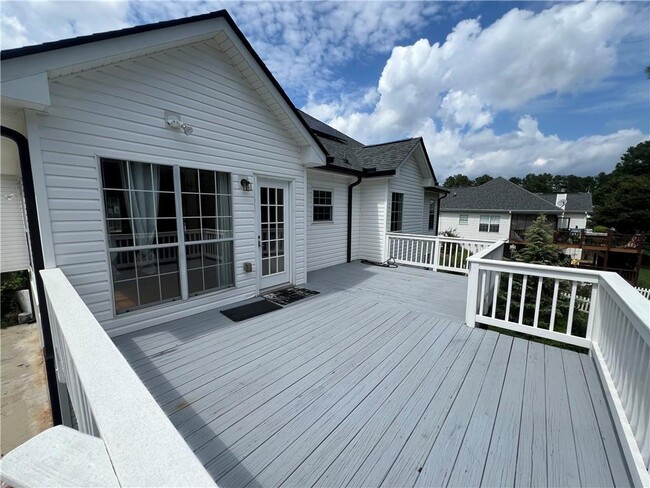 Building Photo - 4715 Deer Crossing Ct