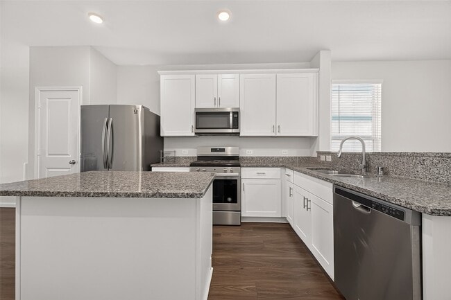 Building Photo - 16039 Kingfield Haven Dr