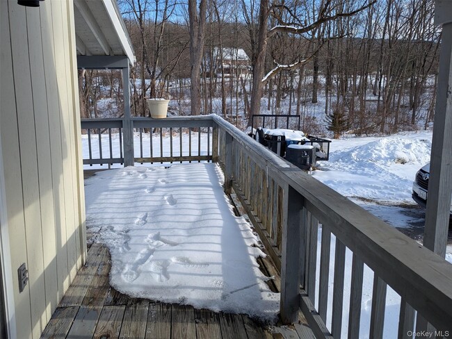 Building Photo - 4138 US-209