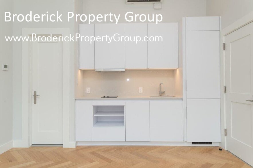 Building Photo - 457 Massachusetts Ave