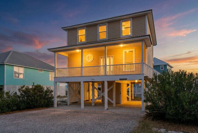 Building Photo - 6084 Sawgrass Cir