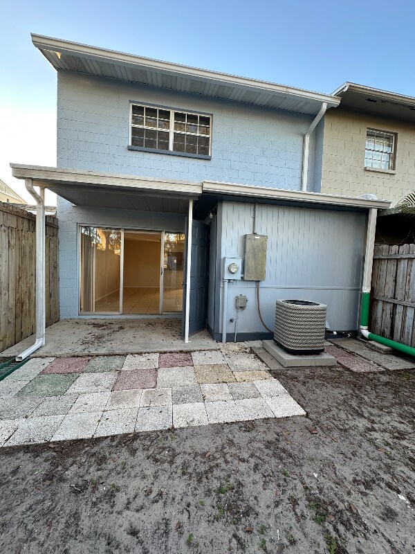 Building Photo - 10035 N 53rd St