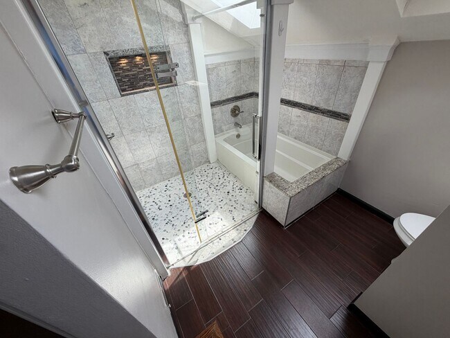 Building Photo - 502 Kempsville Greens Ct