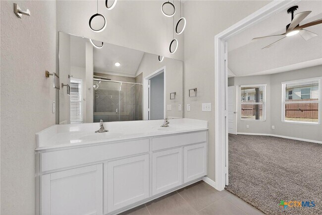 Building Photo - 1160 Water Valley