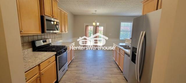 Building Photo - 996 Maple Leaf Dr