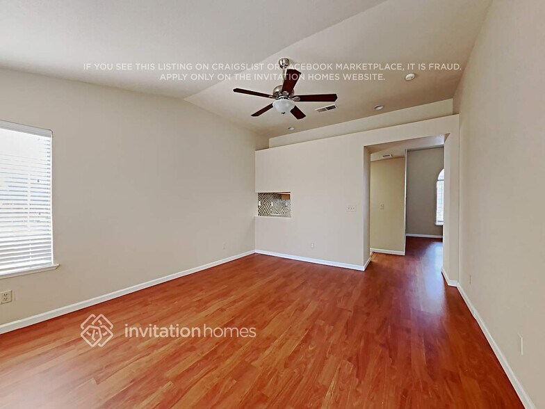 Building Photo - 8601 Marmon Way