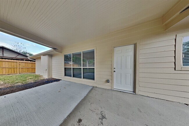 Building Photo - 12015 Woolford Dr