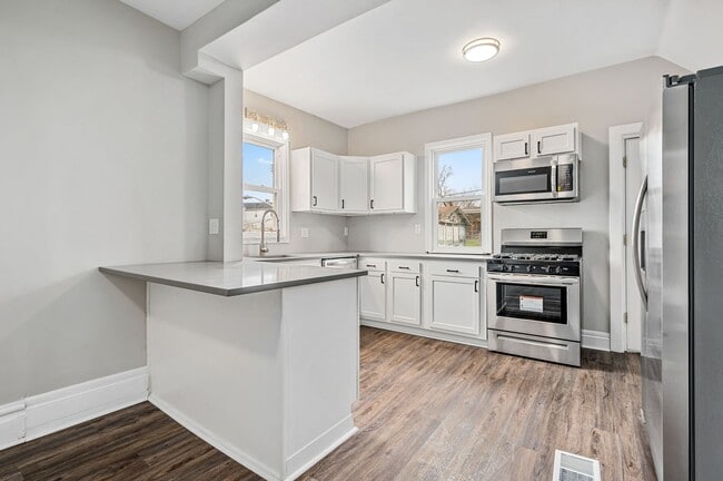 Building Photo - Newly Renovated 3 Bed, 2 Bath Single Family Home in Overbrook Area - Central AC, Off-Street Parki...