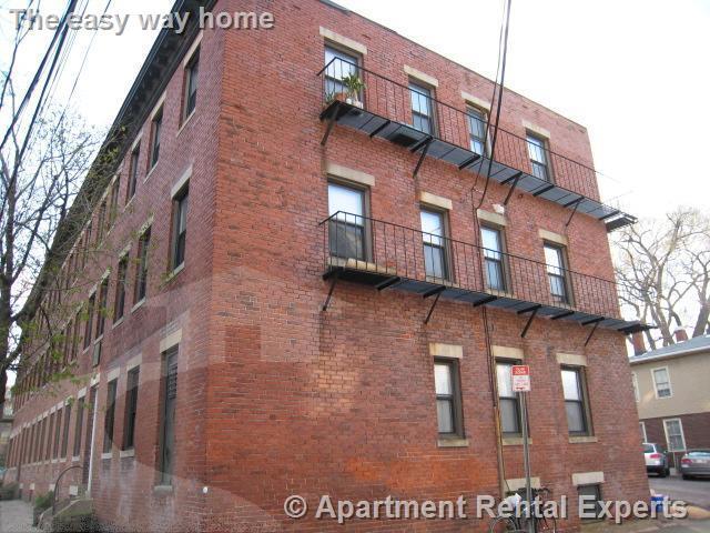 Building Photo - 43 Ivaloo St