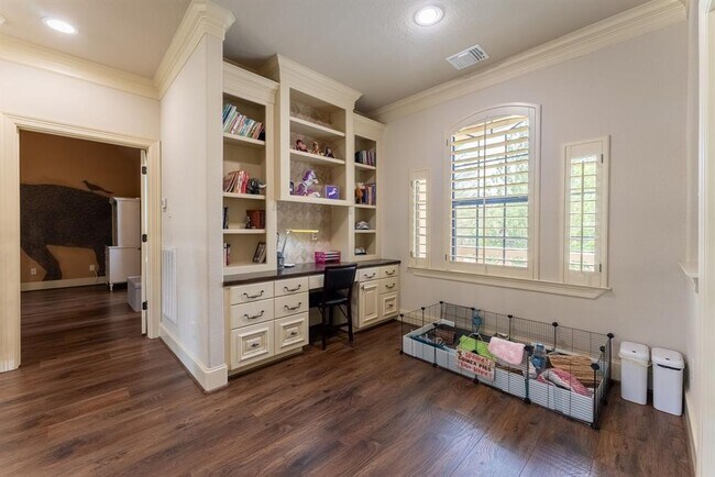 Building Photo - 27414 Siandra Creek Ln