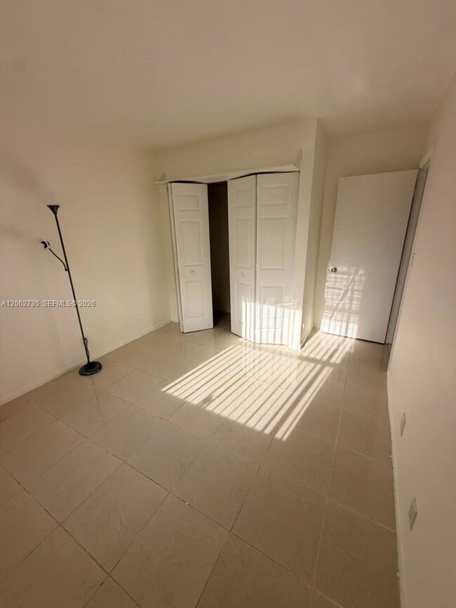 Building Photo - 12193 Royal Palm Blvd