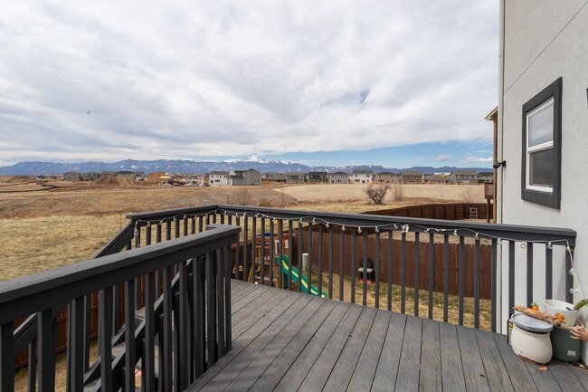 Building Photo - Exquisite 2-Story Home: Luxury Living in Tranquil Cul-de-Sac Setting!!