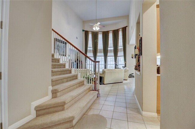 Building Photo - 10508 Canyon Vista Way