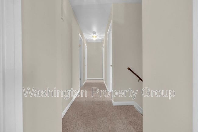 Building Photo - 5602 Grouper Ct