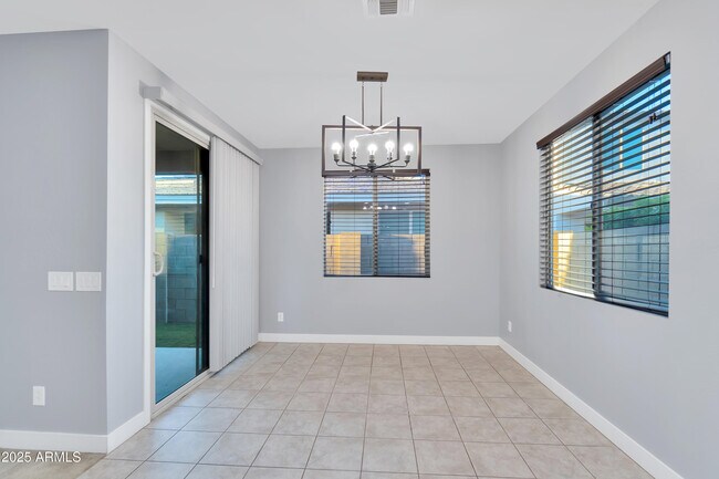 Building Photo - 9766 E Palladium Dr