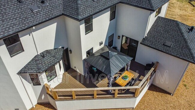 Building Photo - 2012 Eagle Ct