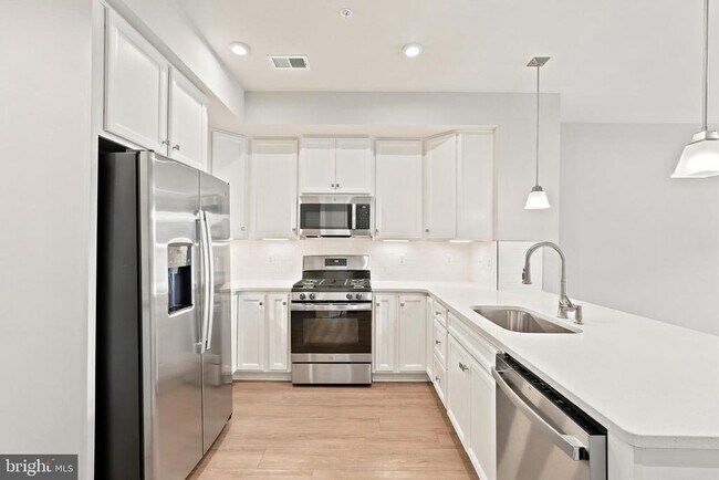Building Photo - 14536 George Carter Way