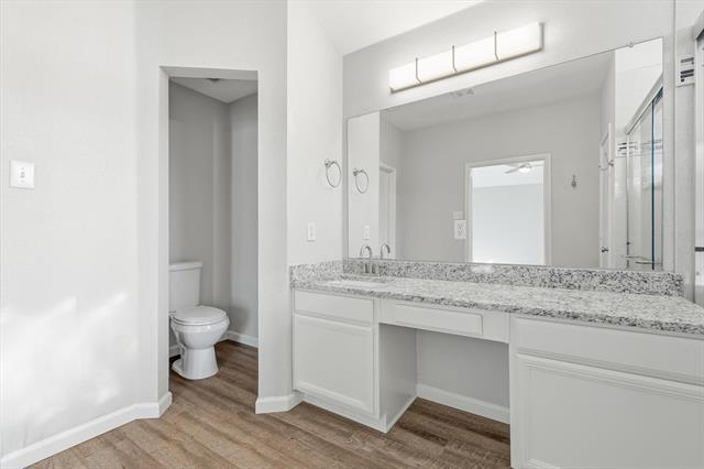 Building Photo - 7620 Waterside Pl