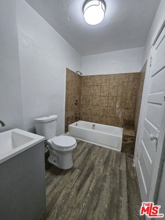 Building Photo - 2932 1/2 Normandie Ave