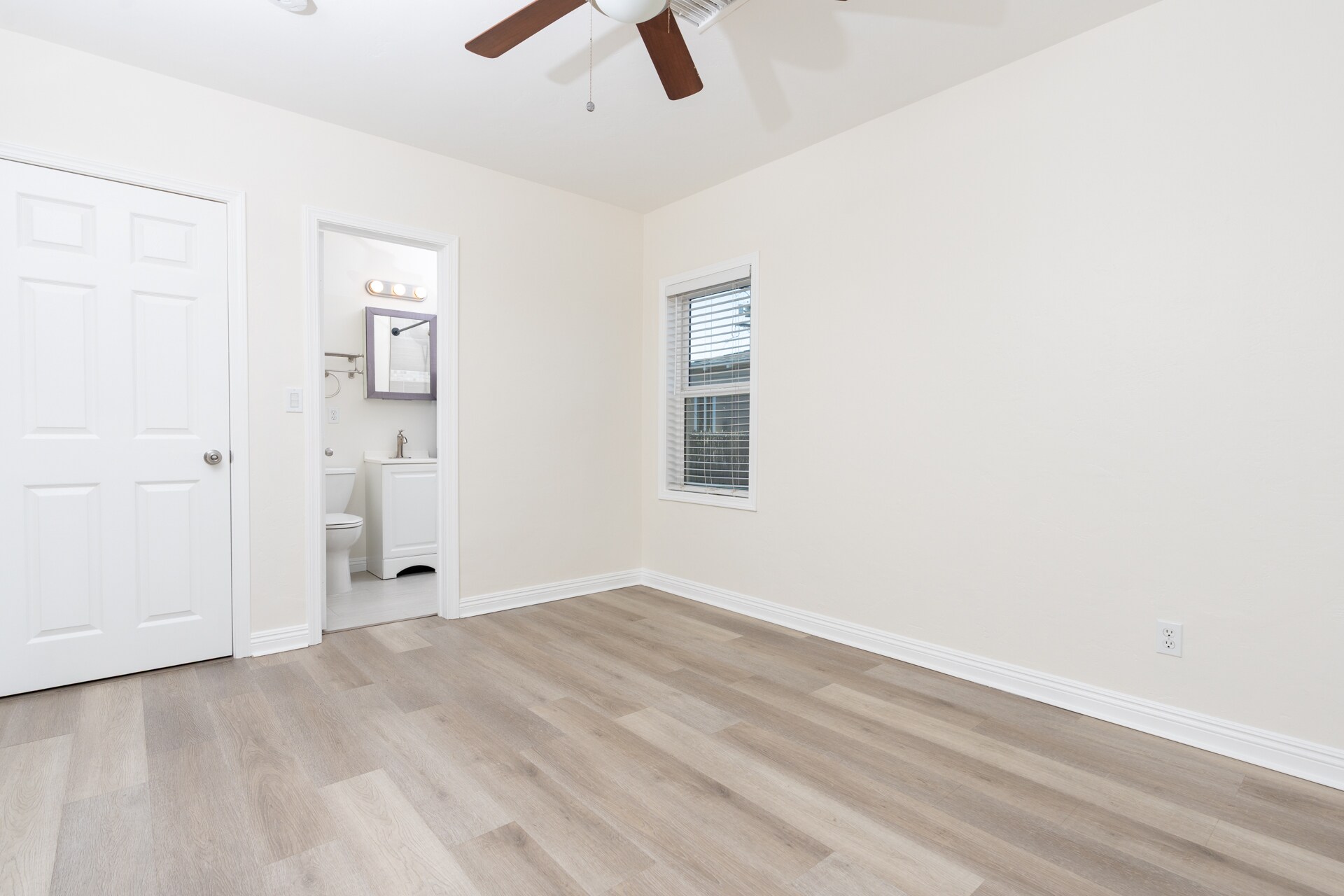 Building Photo - 4826 Rolando Blvd