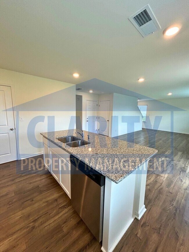 Building Photo - 1471 Housley Dr