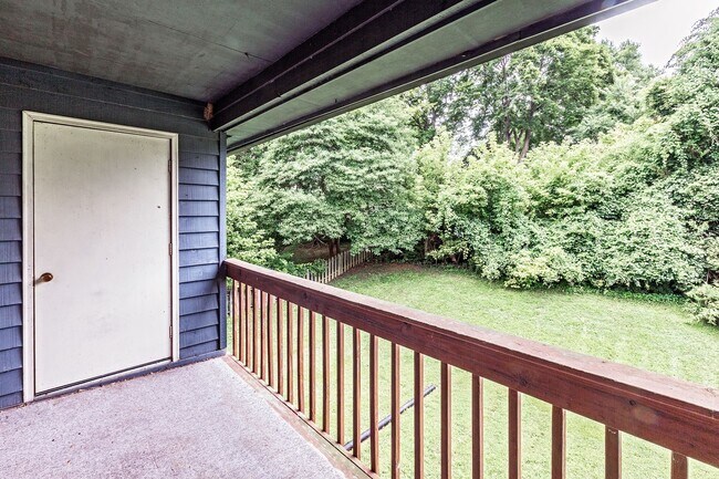 Building Photo - 35 Foxtail Ct