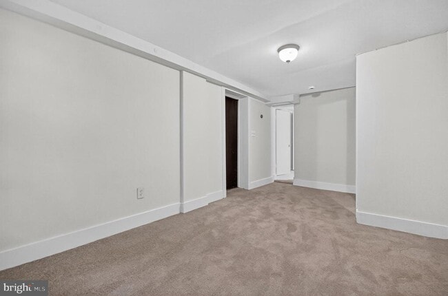 Building Photo - 1745 Lanier Pl NW