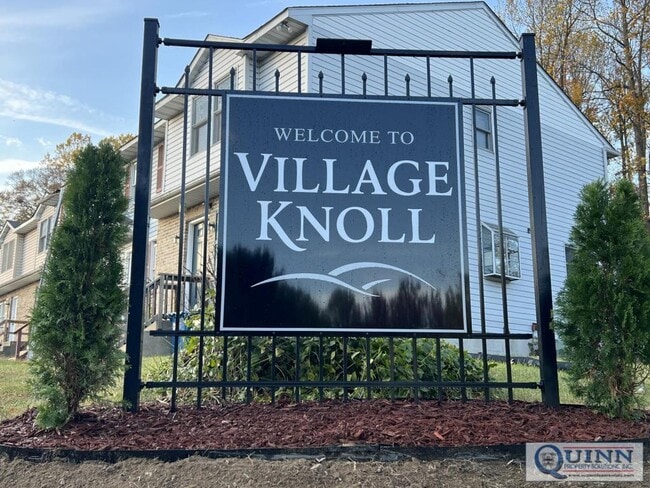 Building Photo - 179 E Village Rd