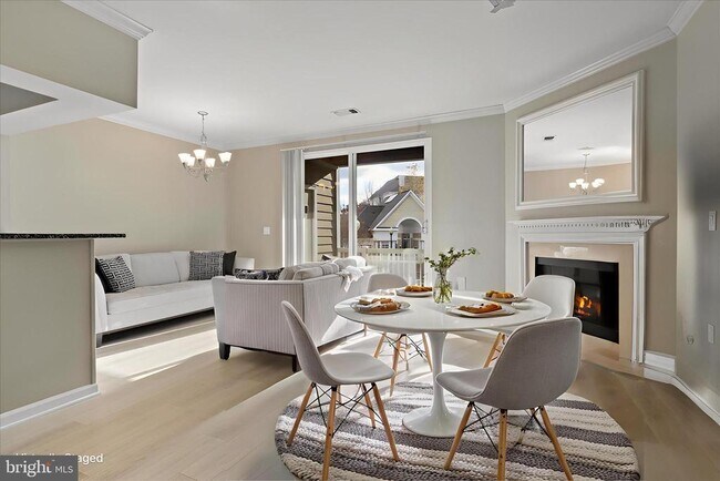 Building Photo - 12909 Alton Square