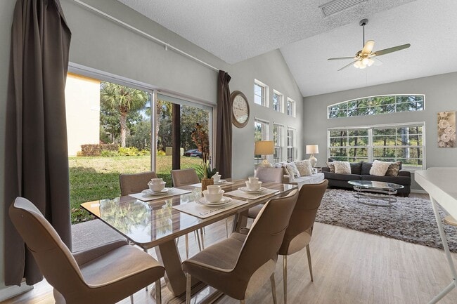 Building Photo - 4-Bedroom, 4-Bathroom in Kissimmee ***MOVE-IN SPECIAL/50% 2ND MONTH***(FURNISHED/OPTIONAL)