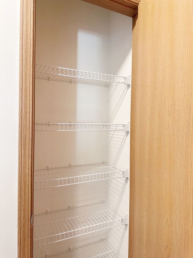 Building Photo - Spacious 2-Bed, 2-Bath Duplex with Attache...