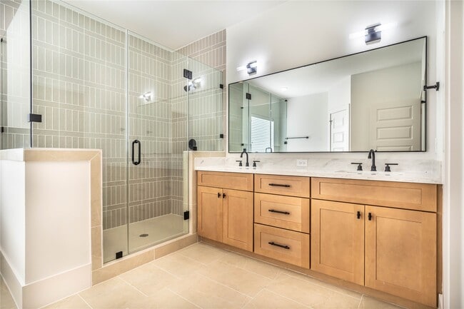 Building Photo - 5738 Barbara Rose Ln