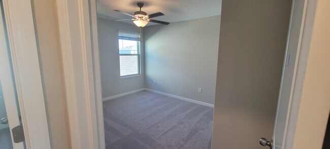 Building Photo - 4213 Romano Busciglio St