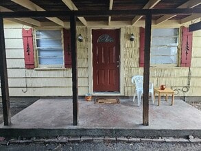 Building Photo - 3265 Hillview Ln